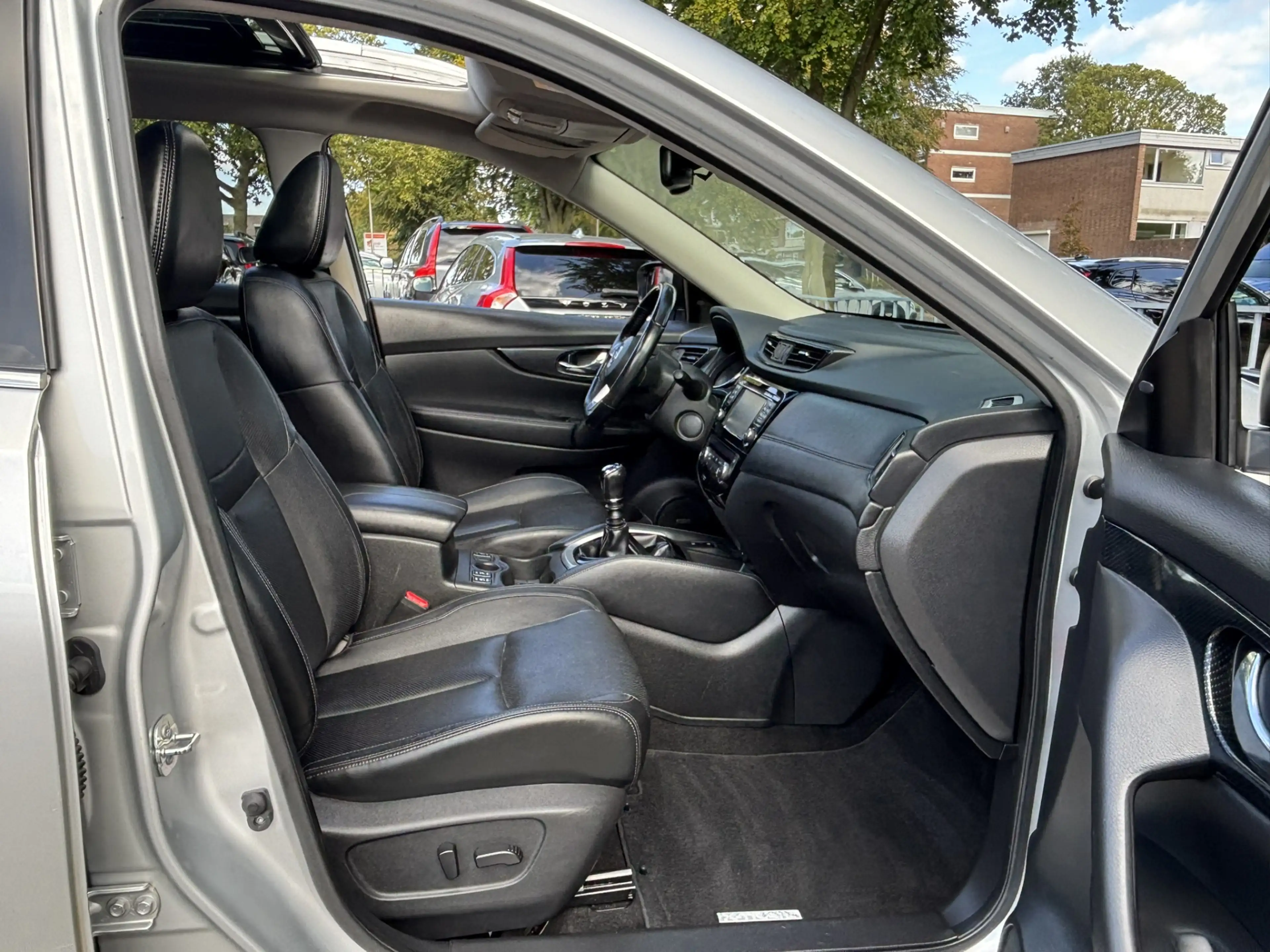 Nissan X-Trail 1.6 DIG-T Tekna Leder Pano 360 Keyless — photo 8