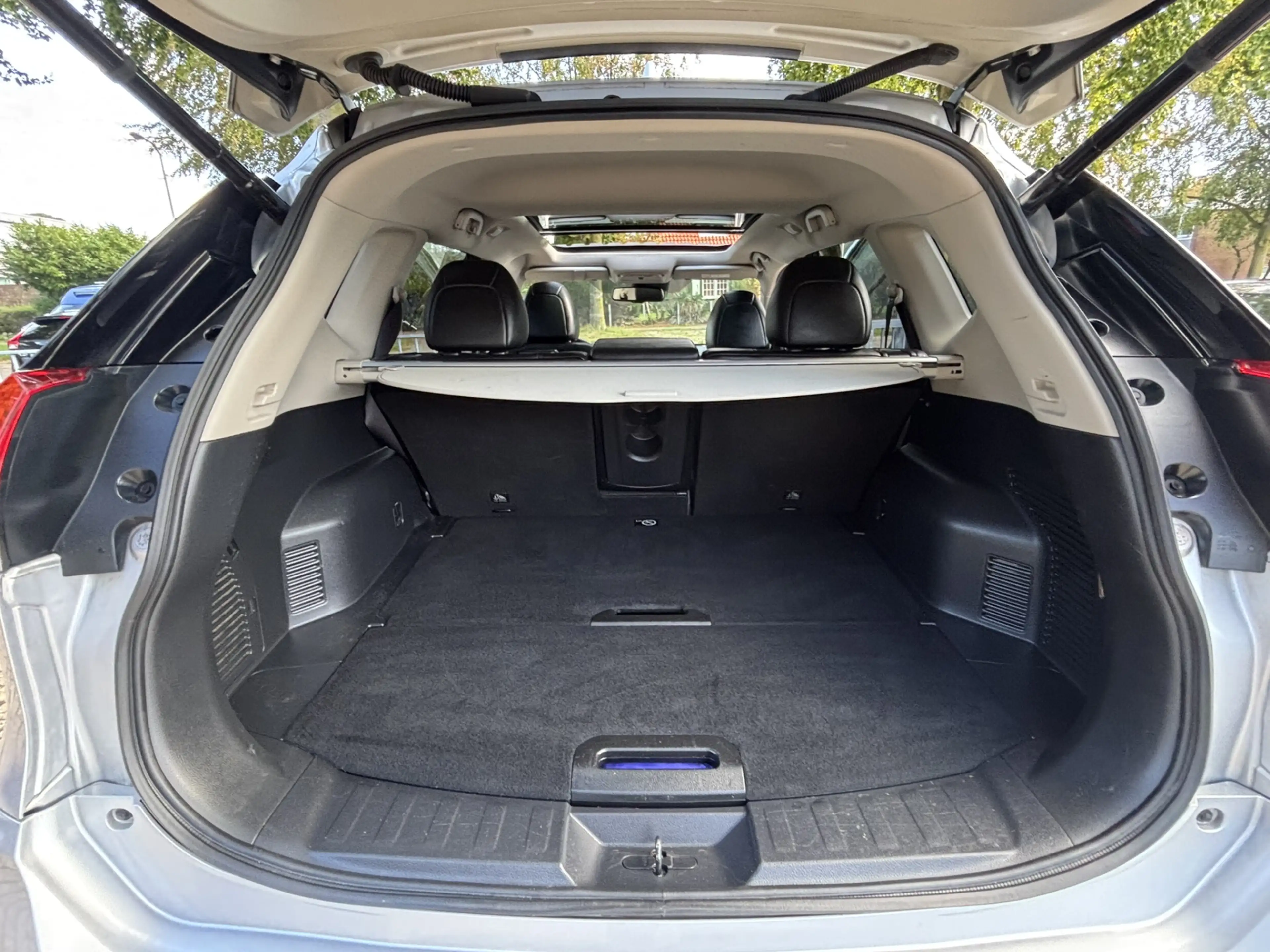 Nissan X-Trail 1.6 DIG-T Tekna Leder Pano 360 Keyless — photo 16