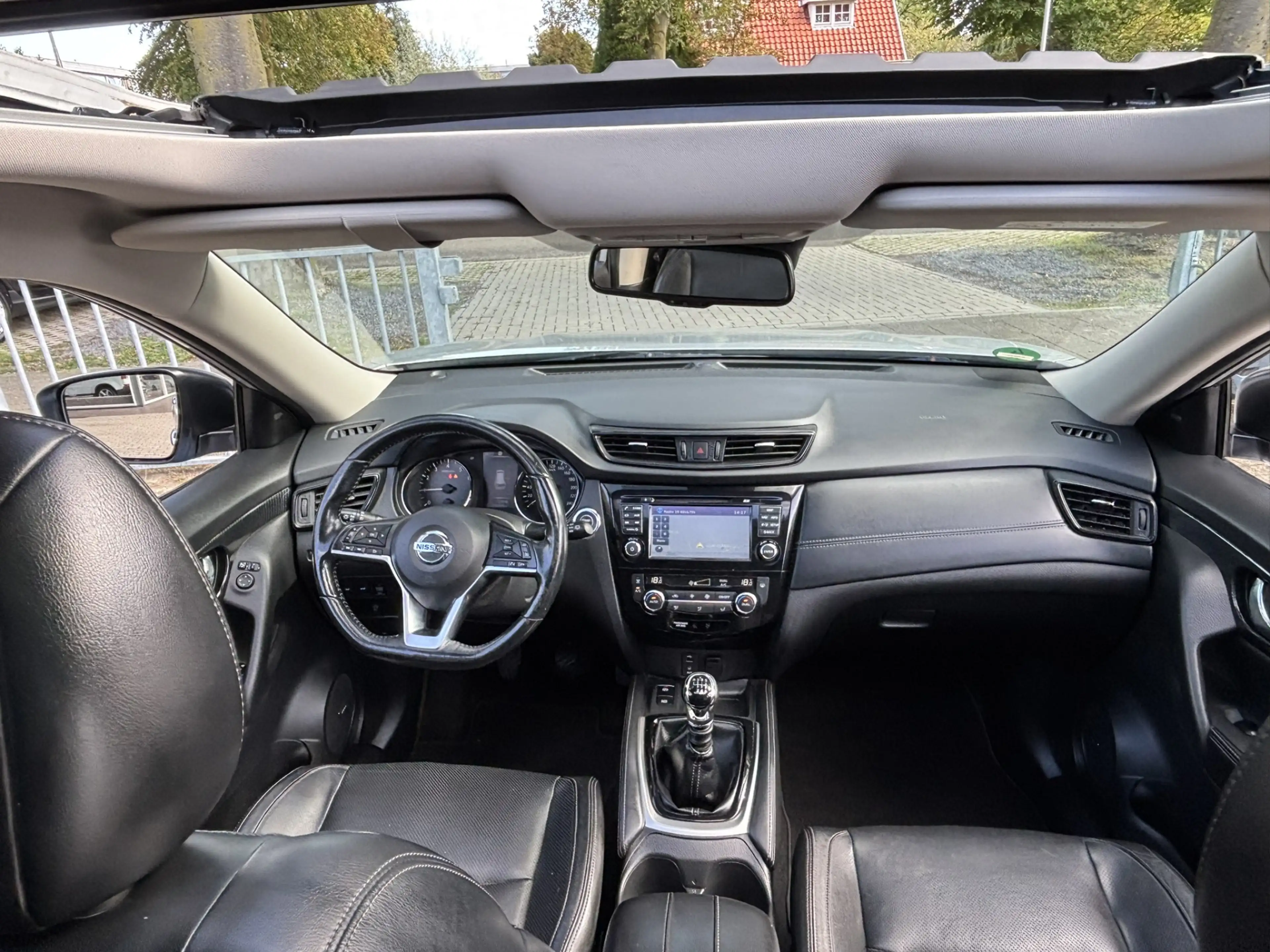 Nissan X-Trail 1.6 DIG-T Tekna Leder Pano 360 Keyless — photo 2