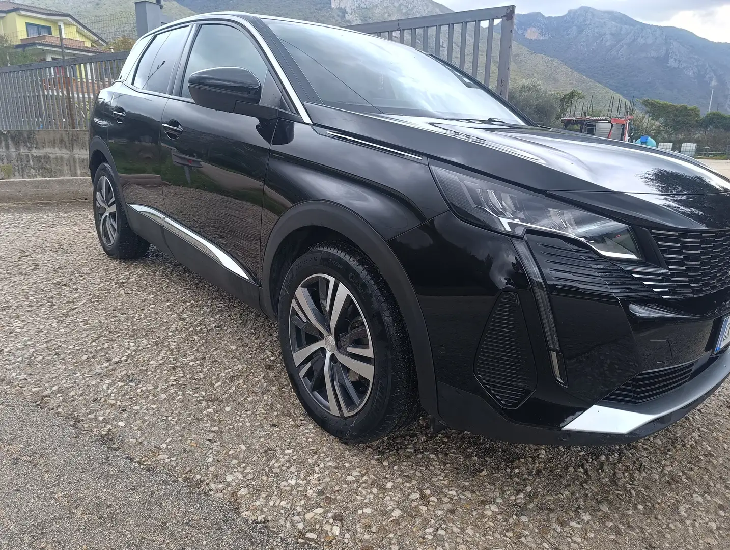 Peugeot 3008 3008 II 2021 1.5 bluehdi Allure Pack s Noir - 2