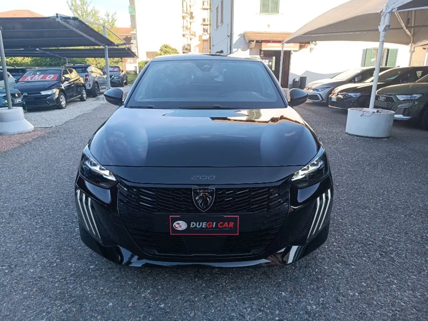Peugeot 208 Hybrid 145 e-DCS6 GT Schwarz - 2