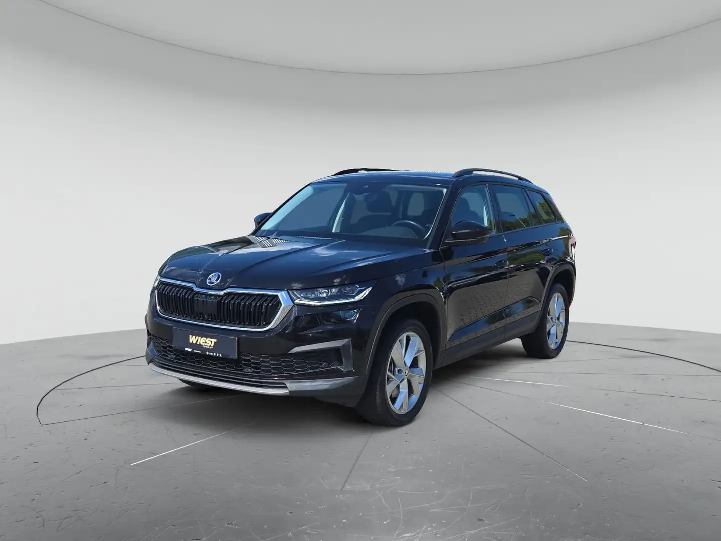 Skoda Kodiaq Tour 2.0 TDI DSG, AHK/LED/360°VIEW/NAVI/V Zwart - 2