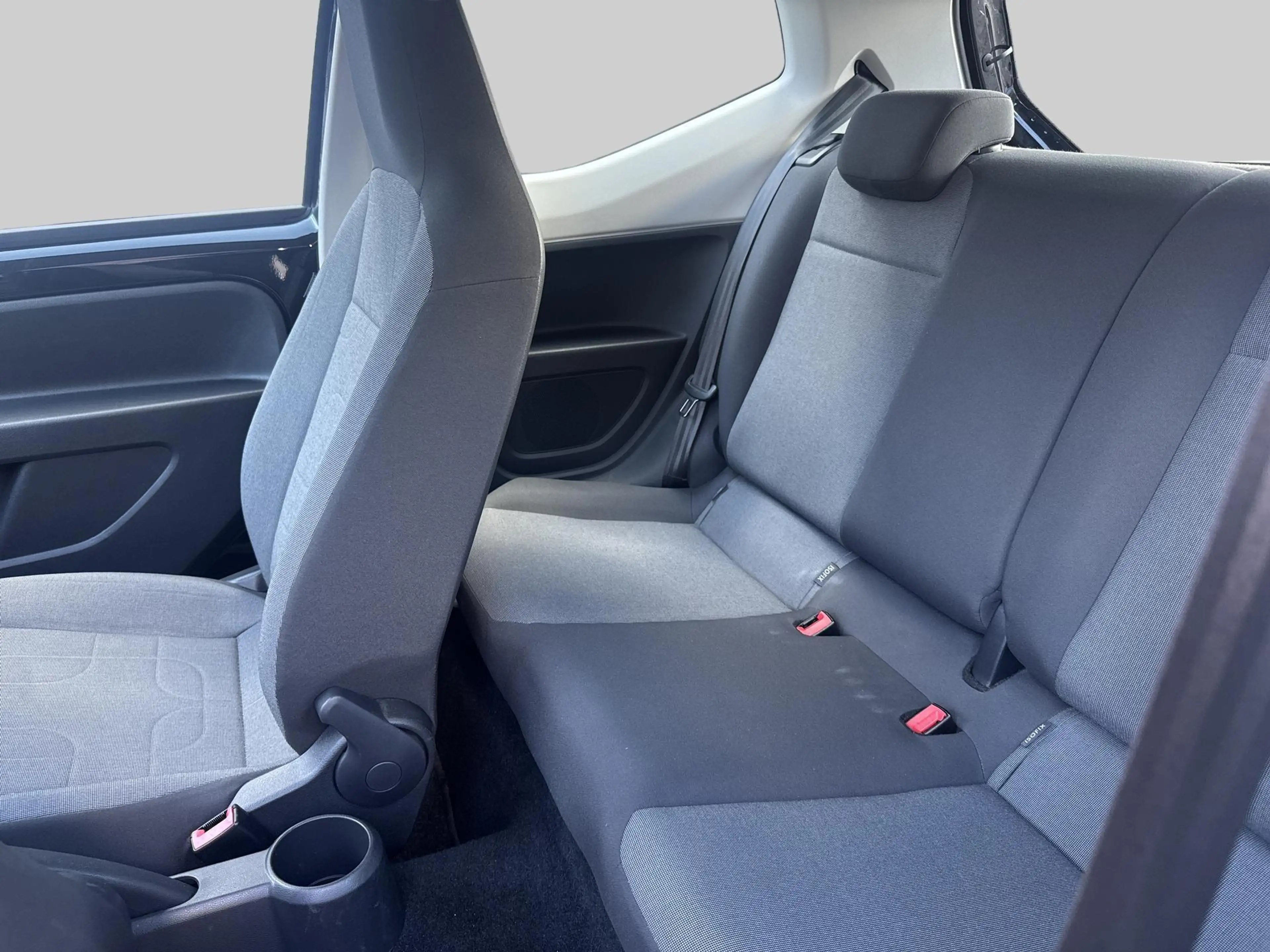 Volkswagen up! 1.0 move — photo 6
