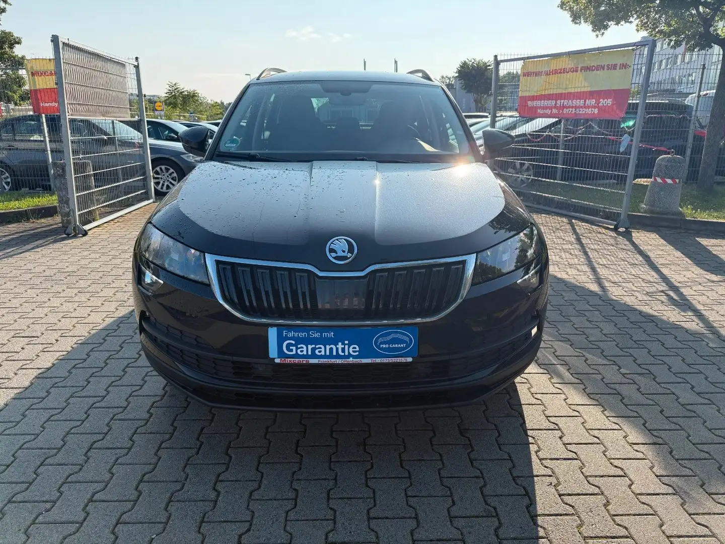 Skoda Karoq 1.5 TSI DSG STYLE*NAVI*PDC+*KAMERA*ACC*17Z Schwarz - 2