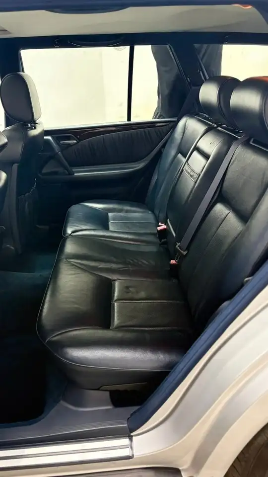 Mercedes-Benz E 300 TDT, foto 9