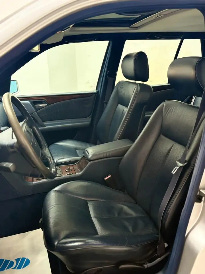 Mercedes-Benz E 300 TDT, foto 8