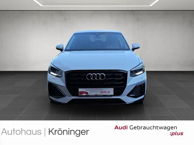 Audi Q2 view 5