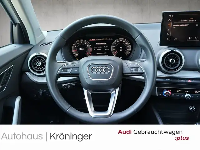 Audi Q2 view 11