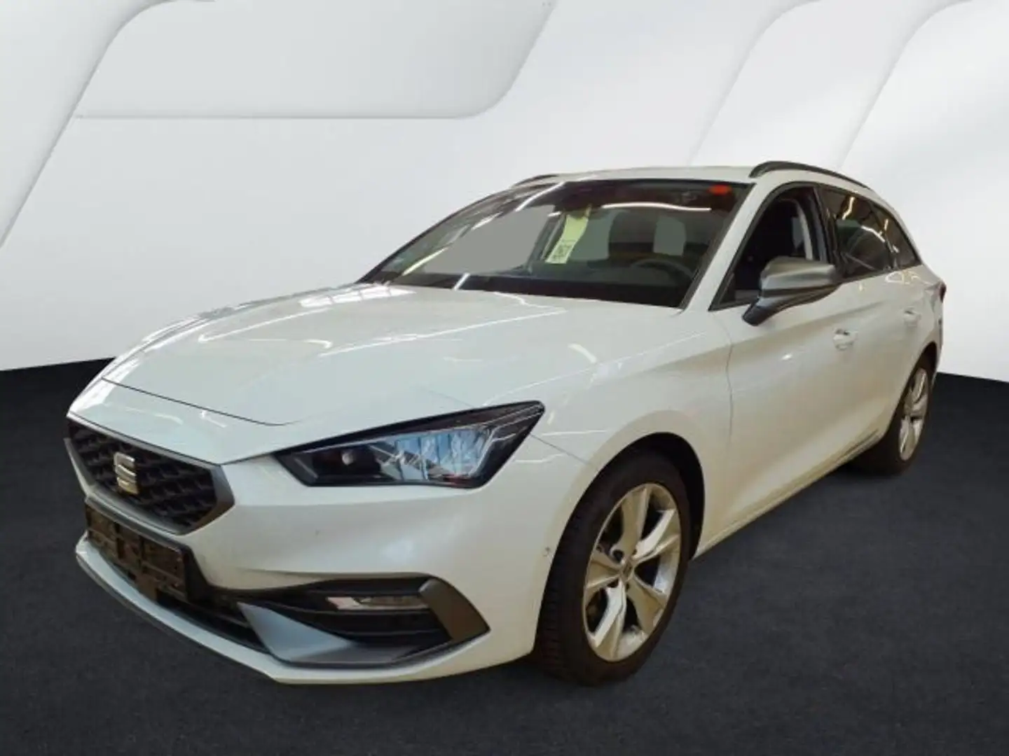 SEAT Leon ST 1.5 TSI FR LED+NAVI+APP+ACC+SHZ+PDC+RFK Weiß - 2