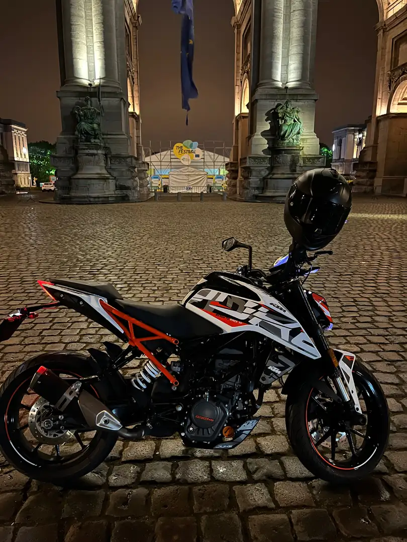 KTM 125 Duke Blanc - 2