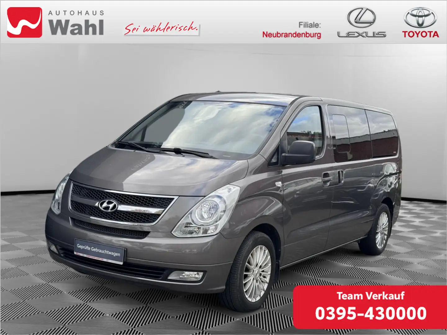 Hyundai H-1 2.5 Travel Comfort Gris - 1