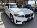 BMW 318 318d Sport Line G21 2,0 *Automatik*AHV* Weiß - thumbnail 3