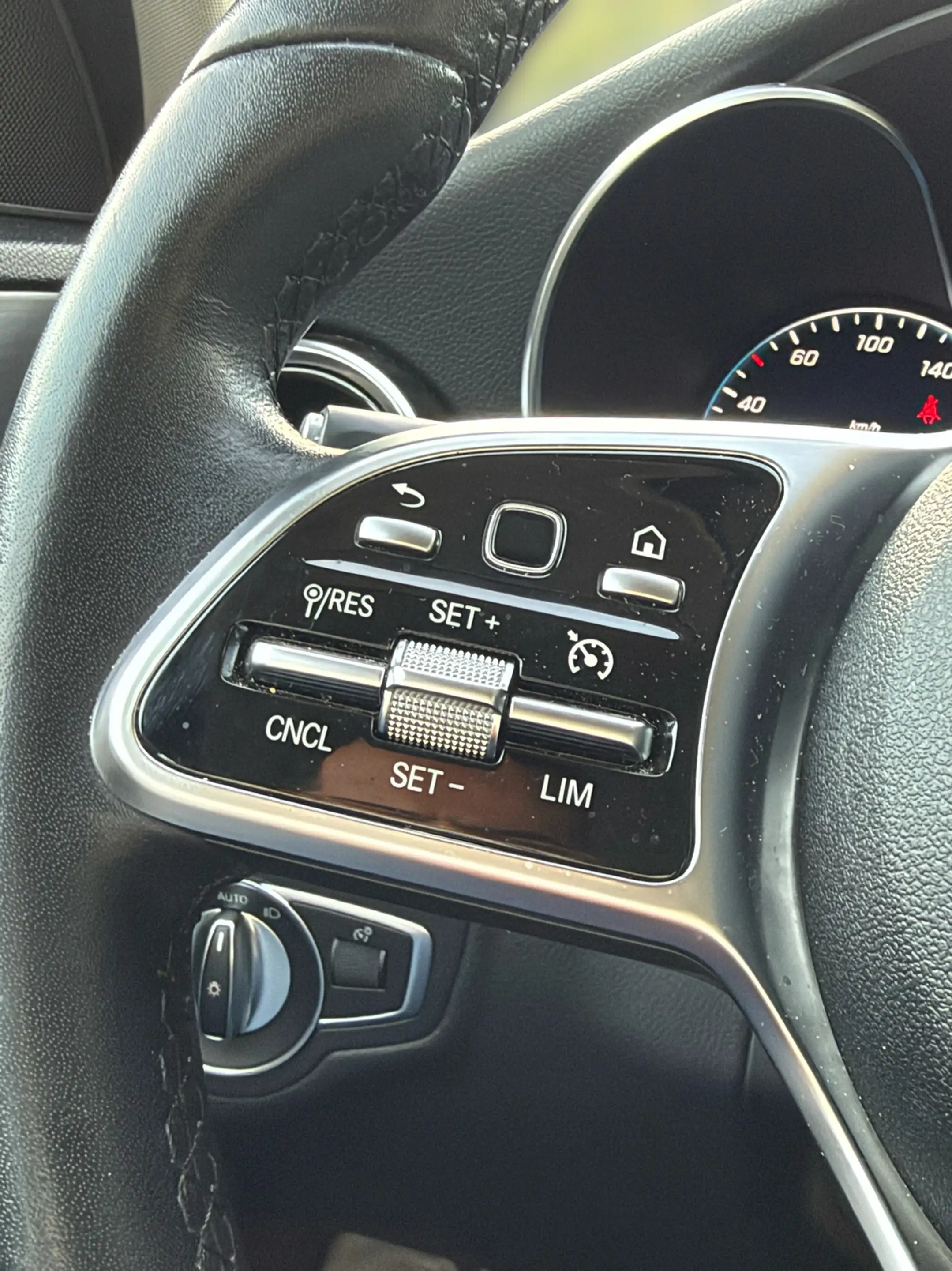 Mercedes-Benz C 180 d Avantgarde/NUR 52.909 km/Erstbesitz/Garantie — photo 13