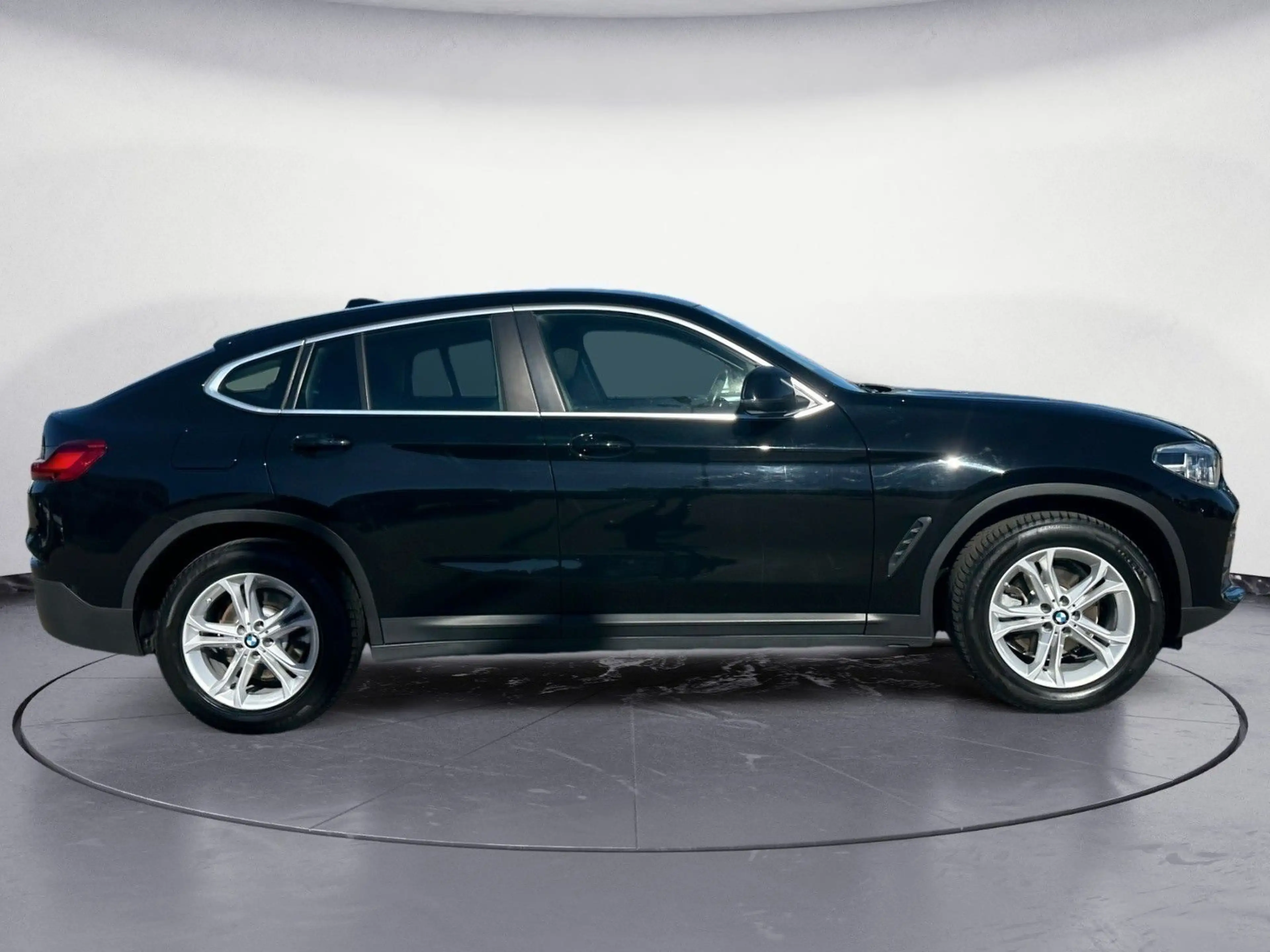 BMW X4 20d xDrive MHD Advantage HUD Standhzg GRA PDC — photo 6