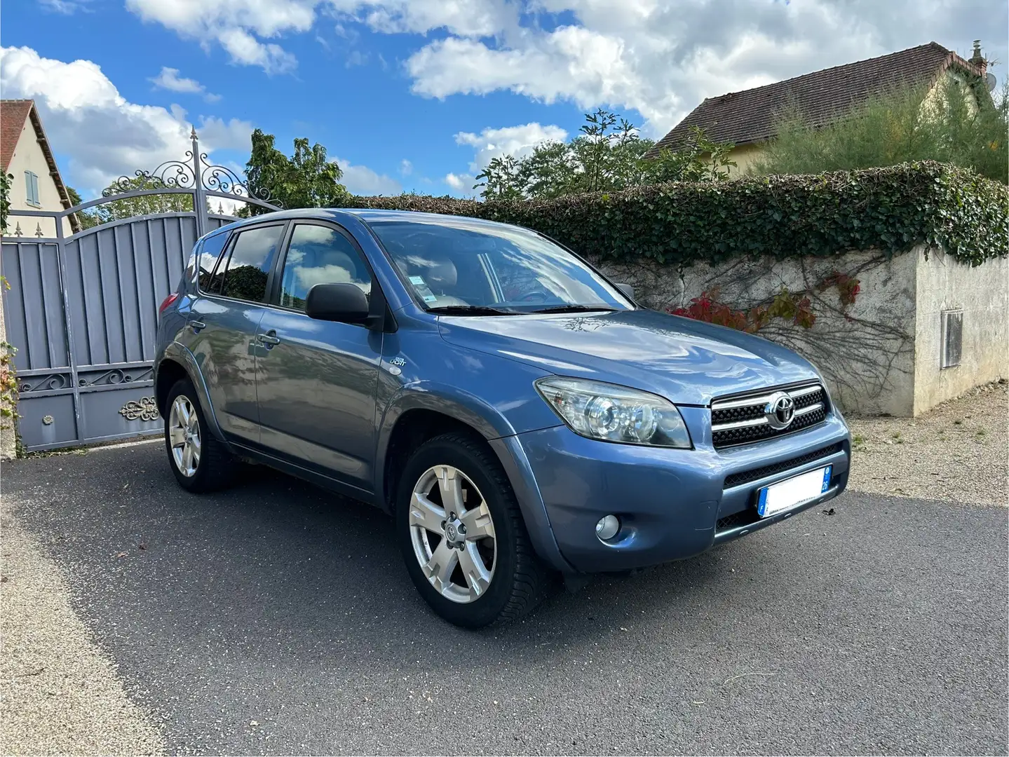 Toyota RAV 4 RAV4 D-4D177 Clean Power - 1