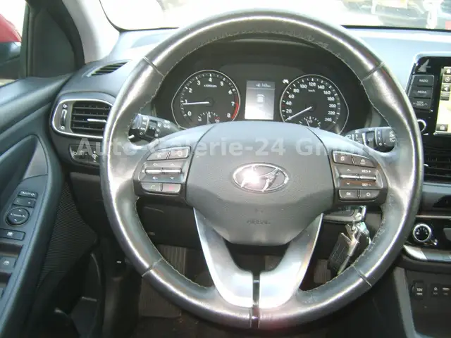Hyundai I30 view 12