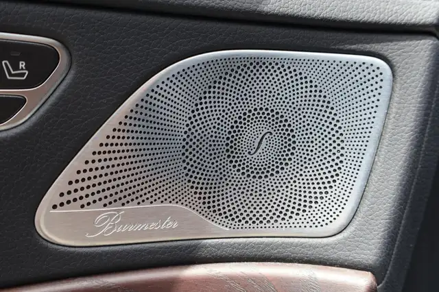Mercedes-Benz S Class view 12