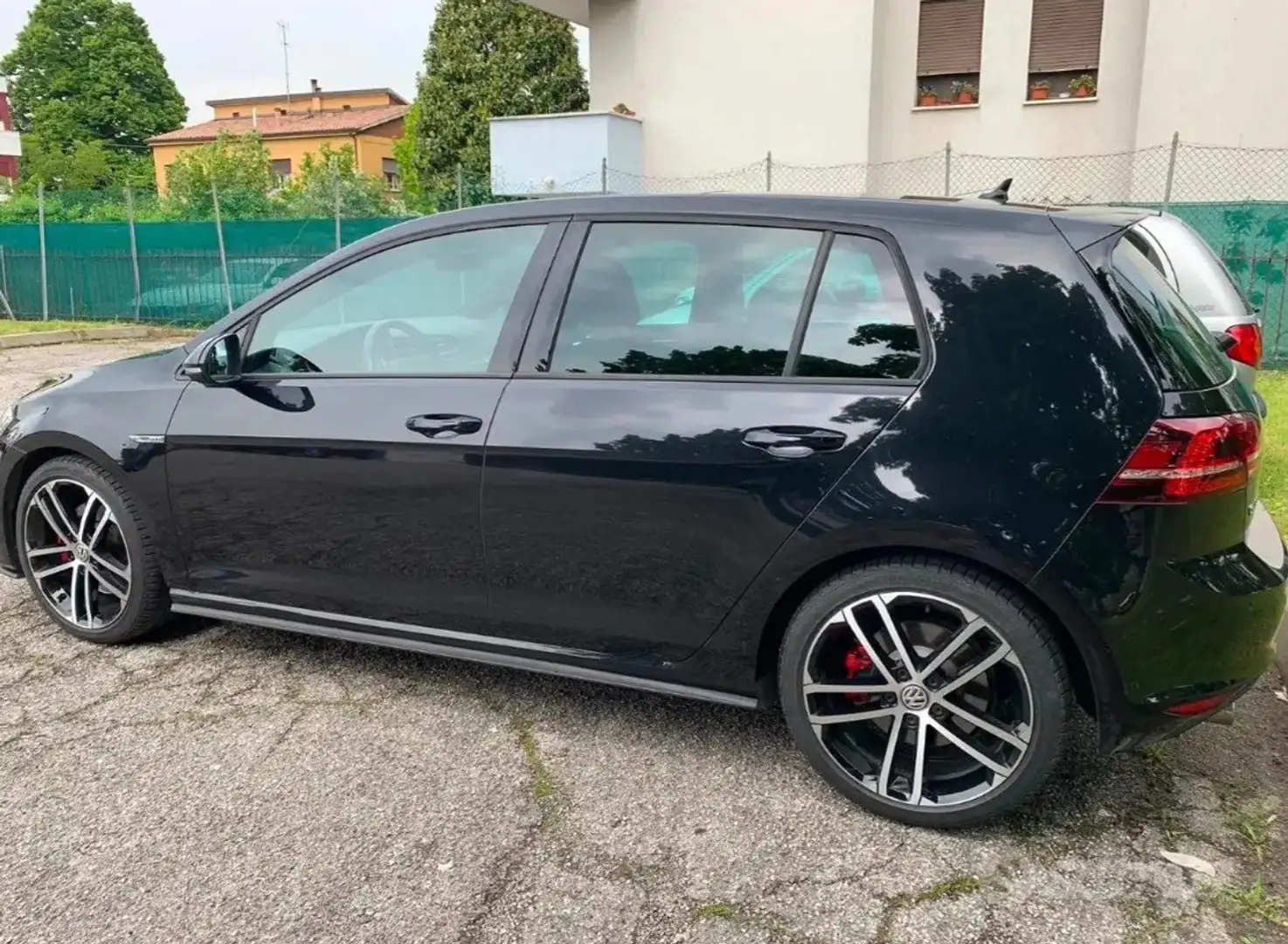 Volkswagen Golf GTD Sport & Sound Negru - 2