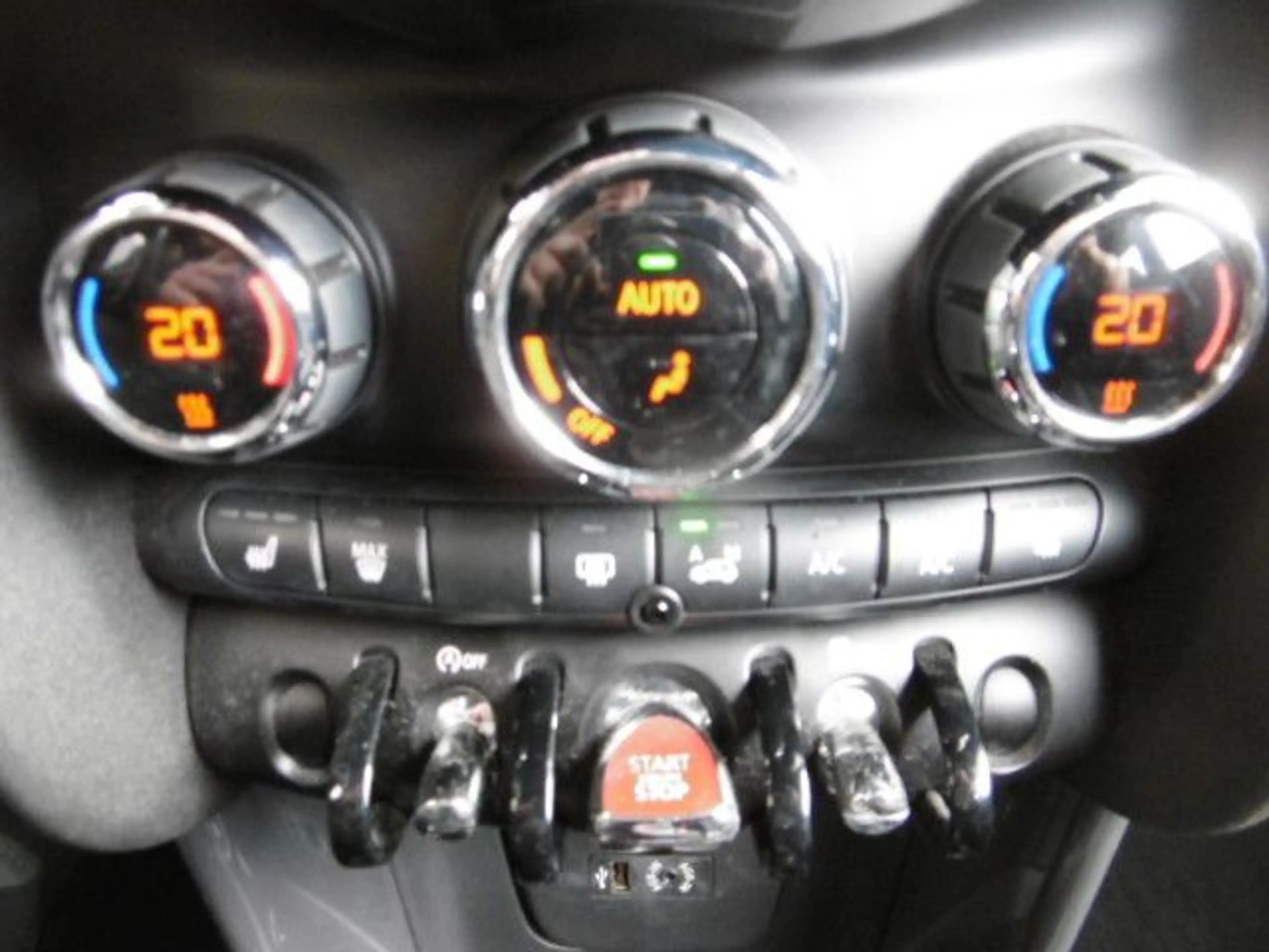 MINI Cooper D Mini 3-trg. Cooper D John Cooper Works — photo 9