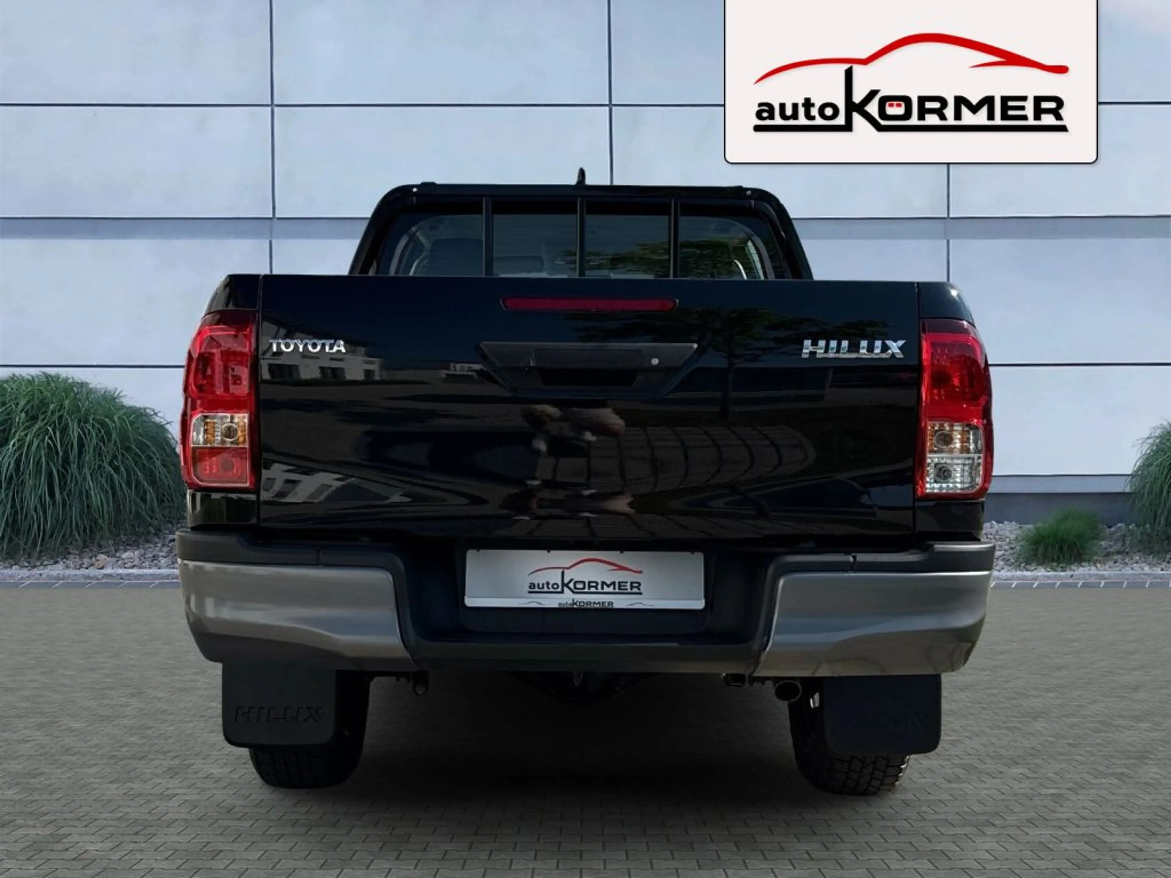 Toyota Hilux 2.4 Double Cab Duty Automatik,CarPlay,ACC,Kamera — photo 3