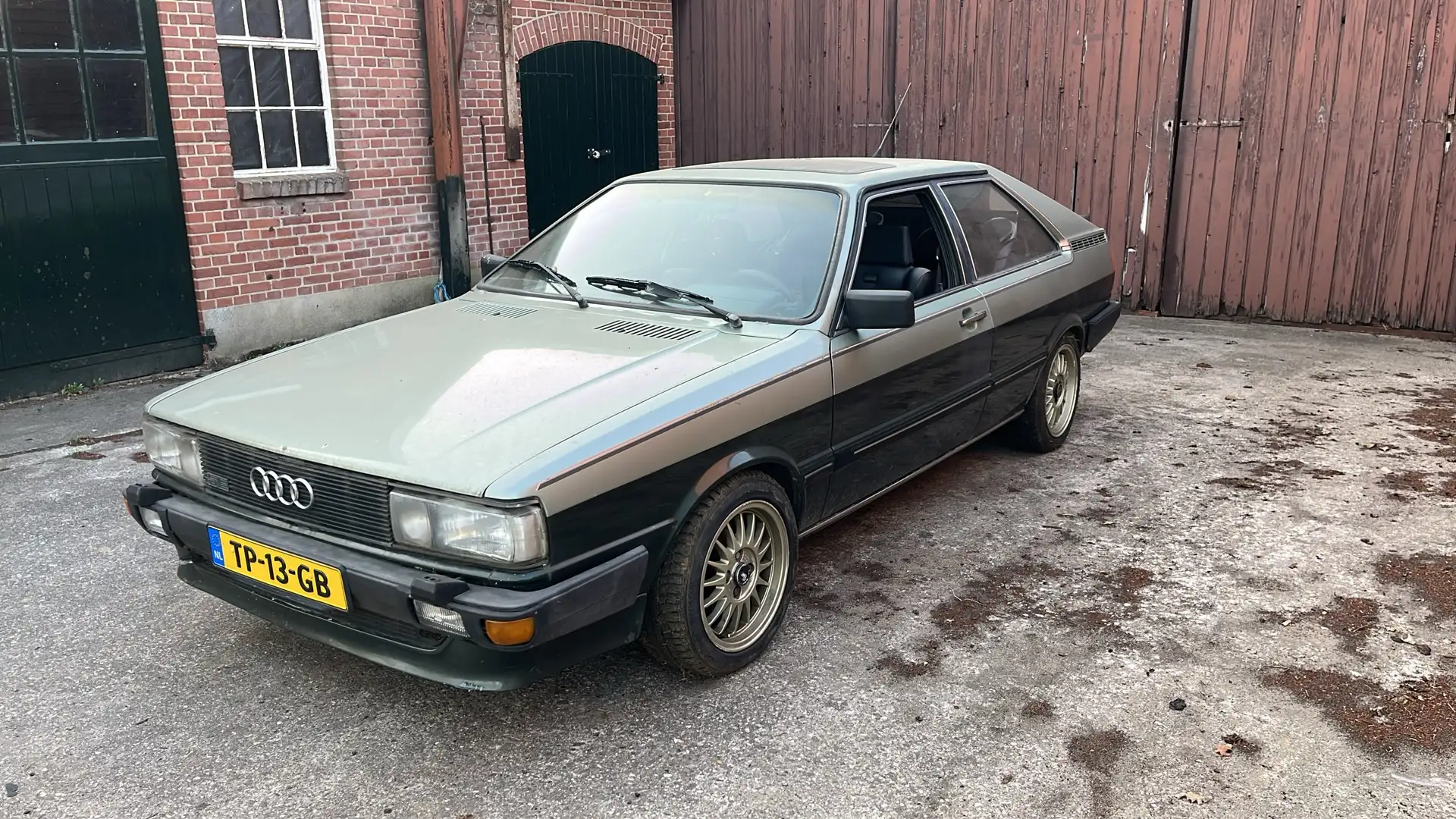Audi Coupe 2.2 5 cilinder Gris - 1