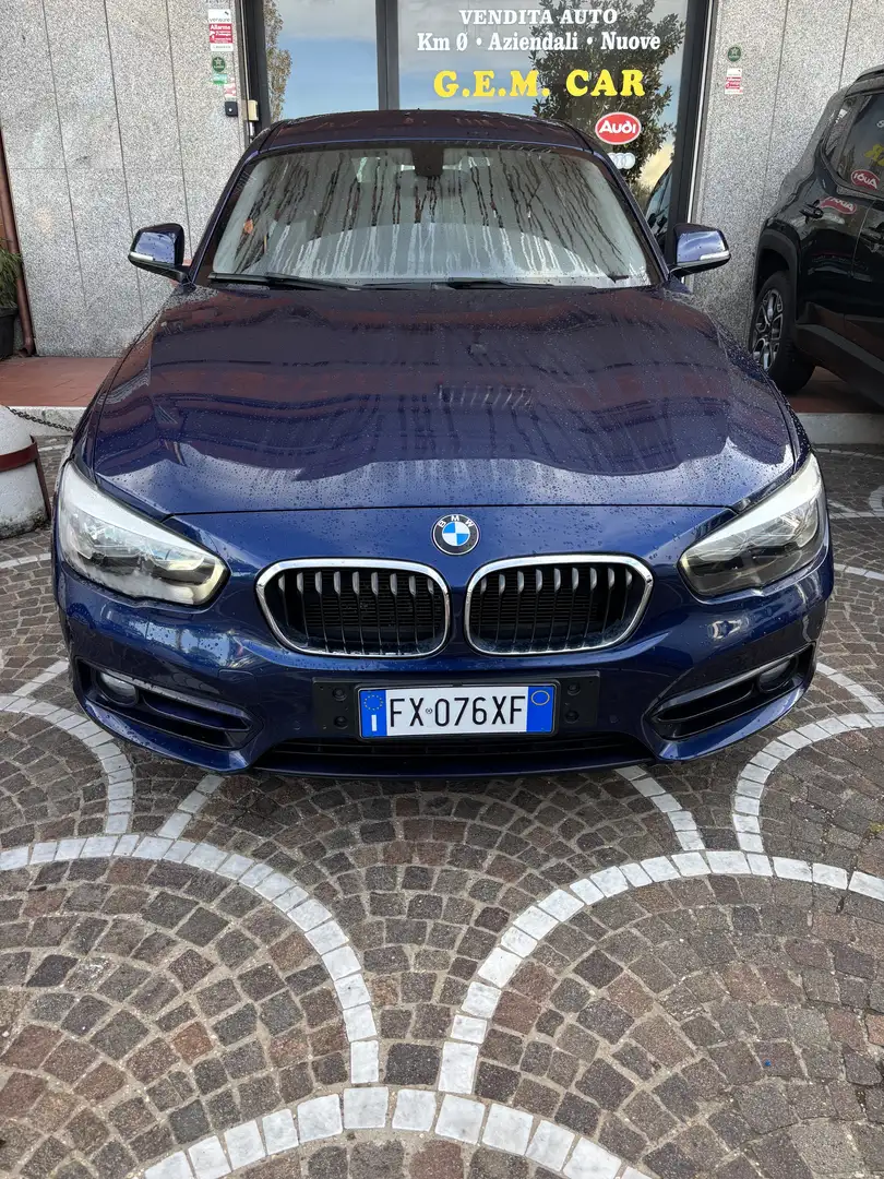 BMW 116 116d Sport 5p auto Blu/Azzurro - 1