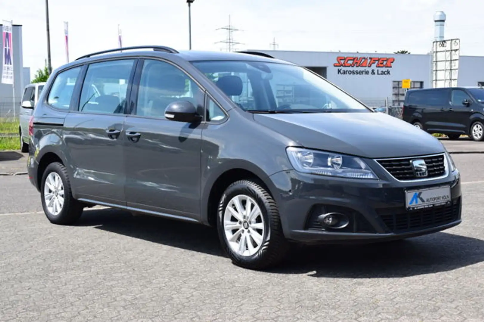 SEAT Alhambra Style*1.Hand*7.Sitze*Navi*R-Kamera* Schwarz - 1