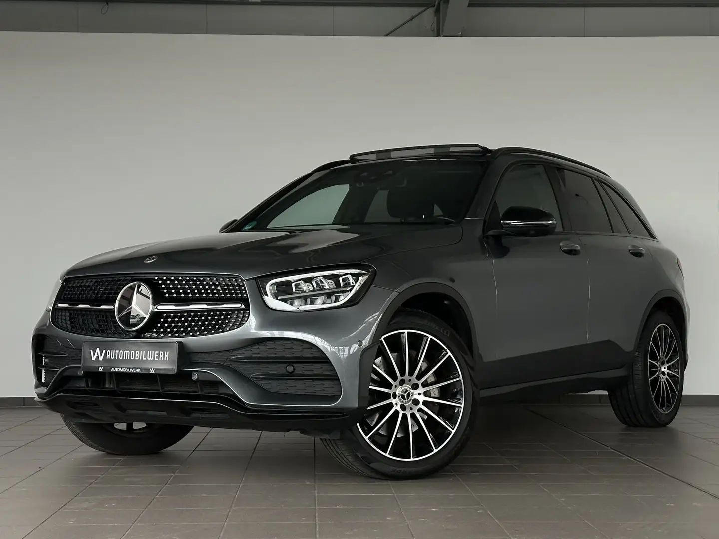 Mercedes-Benz GLC 400 AMG |PANO|STHZ|HUD|AHK|360°|LUFT|MEMO Gris - 1