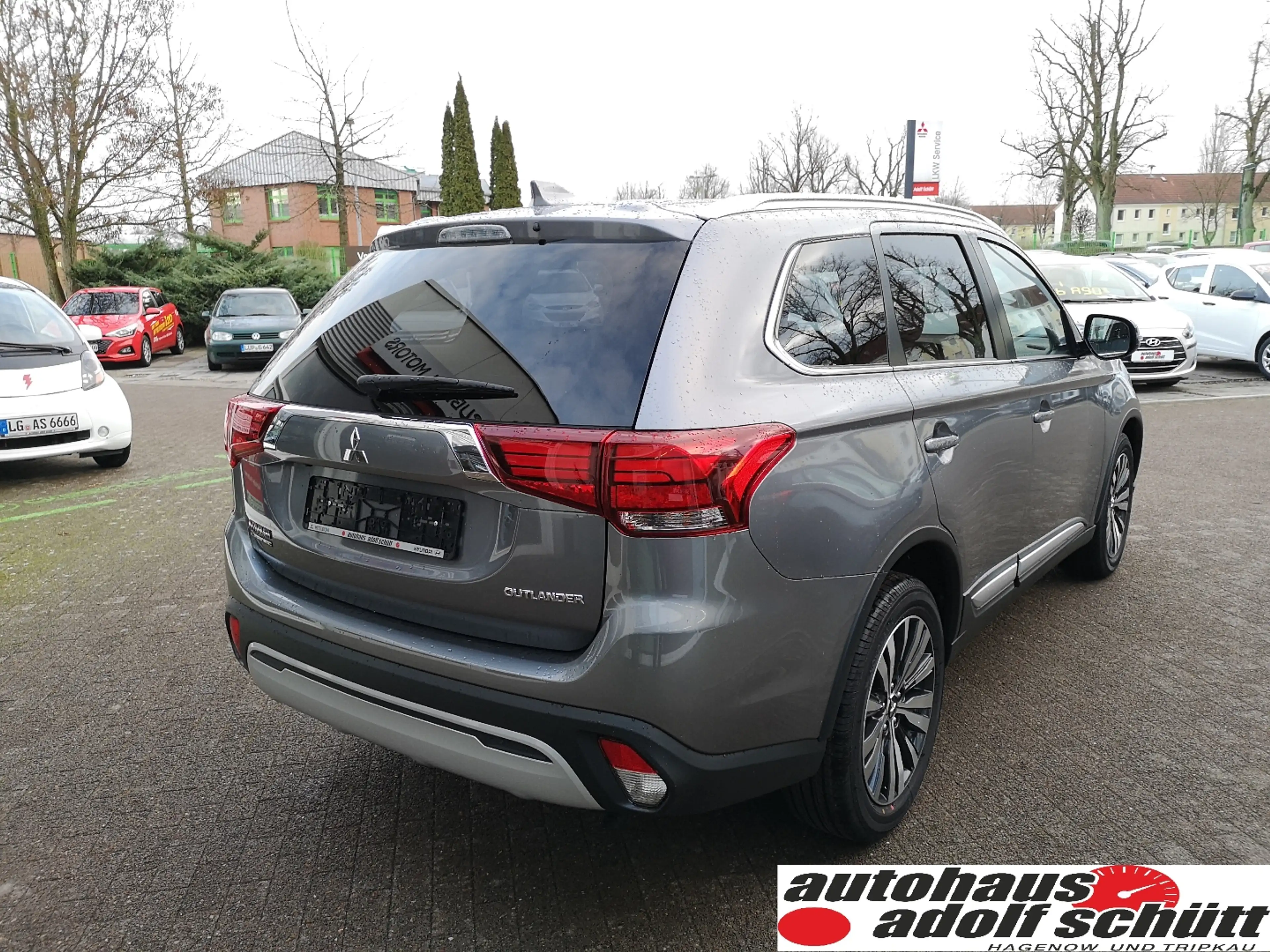 Mitsubishi Outlander Active 2.0 MIVEC ClearTec 2WD CVT — photo 4