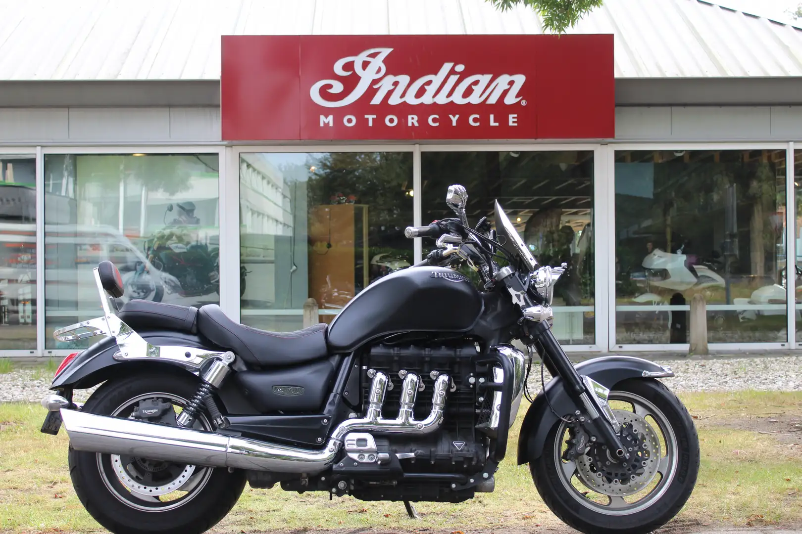 Triumph Rocket III Classic Black - 1