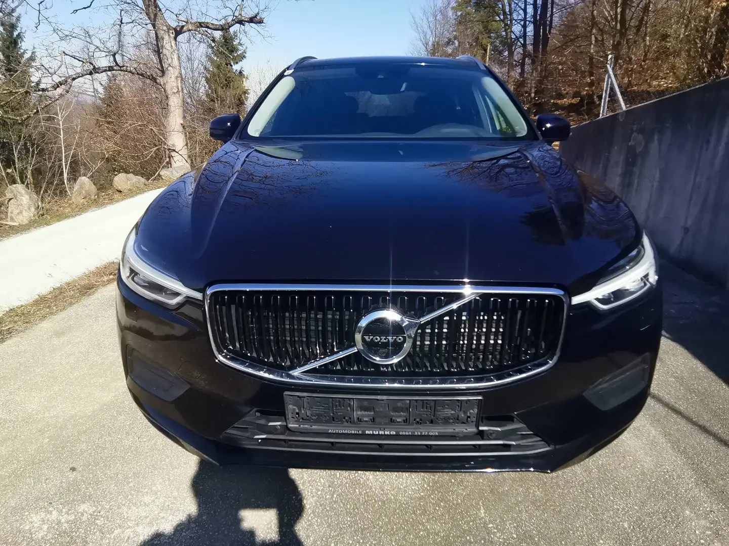 Volvo XC60 XC60 D4 Momentum Geartronic Momentum Schwarz - 2