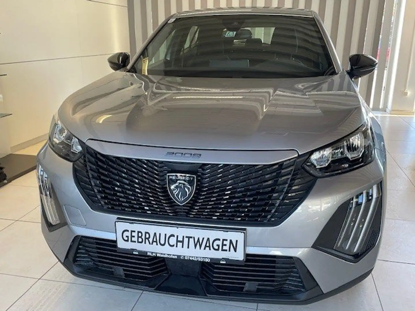 Peugeot 2008 Active Grau - 1