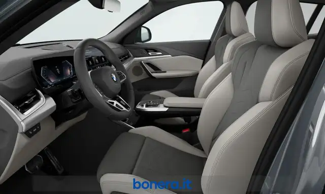 BMW X2 view 4