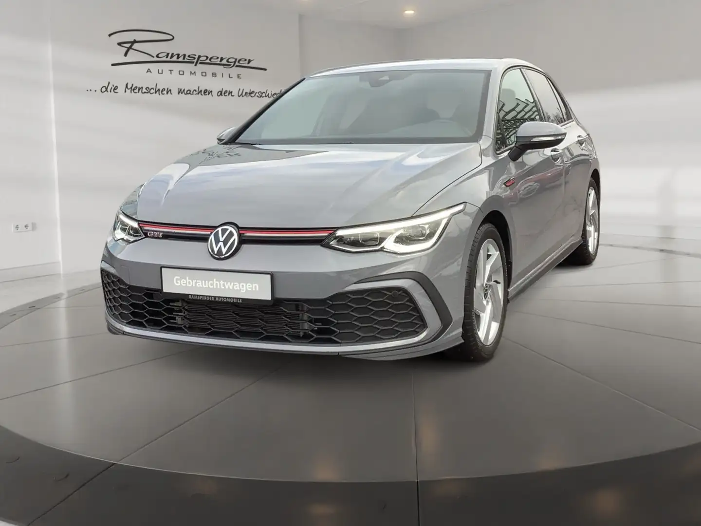 Volkswagen Golf 2.0 TSI DSG GTI LED APP SHZ Kamera PDC Grau - 2