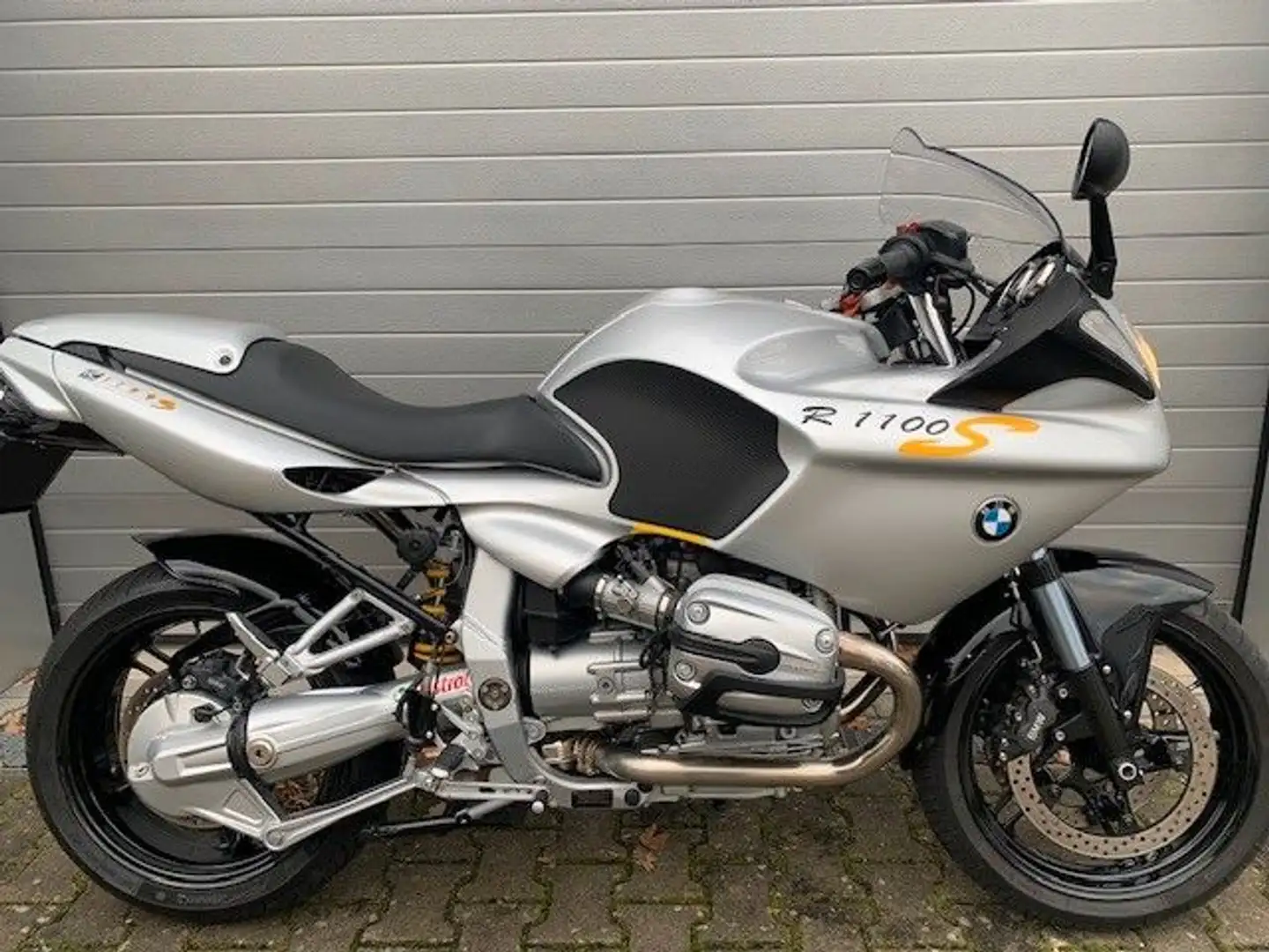 BMW R 1100 S ABS Zilver - 1