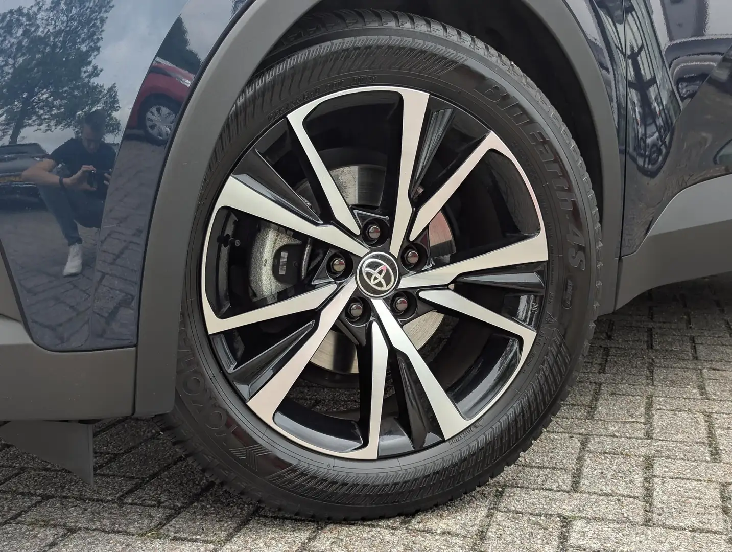 Toyota C-HR 1.8 Hybrid 140 Dynamic | ACC | PDC V+A | Camera | Blauw - 2