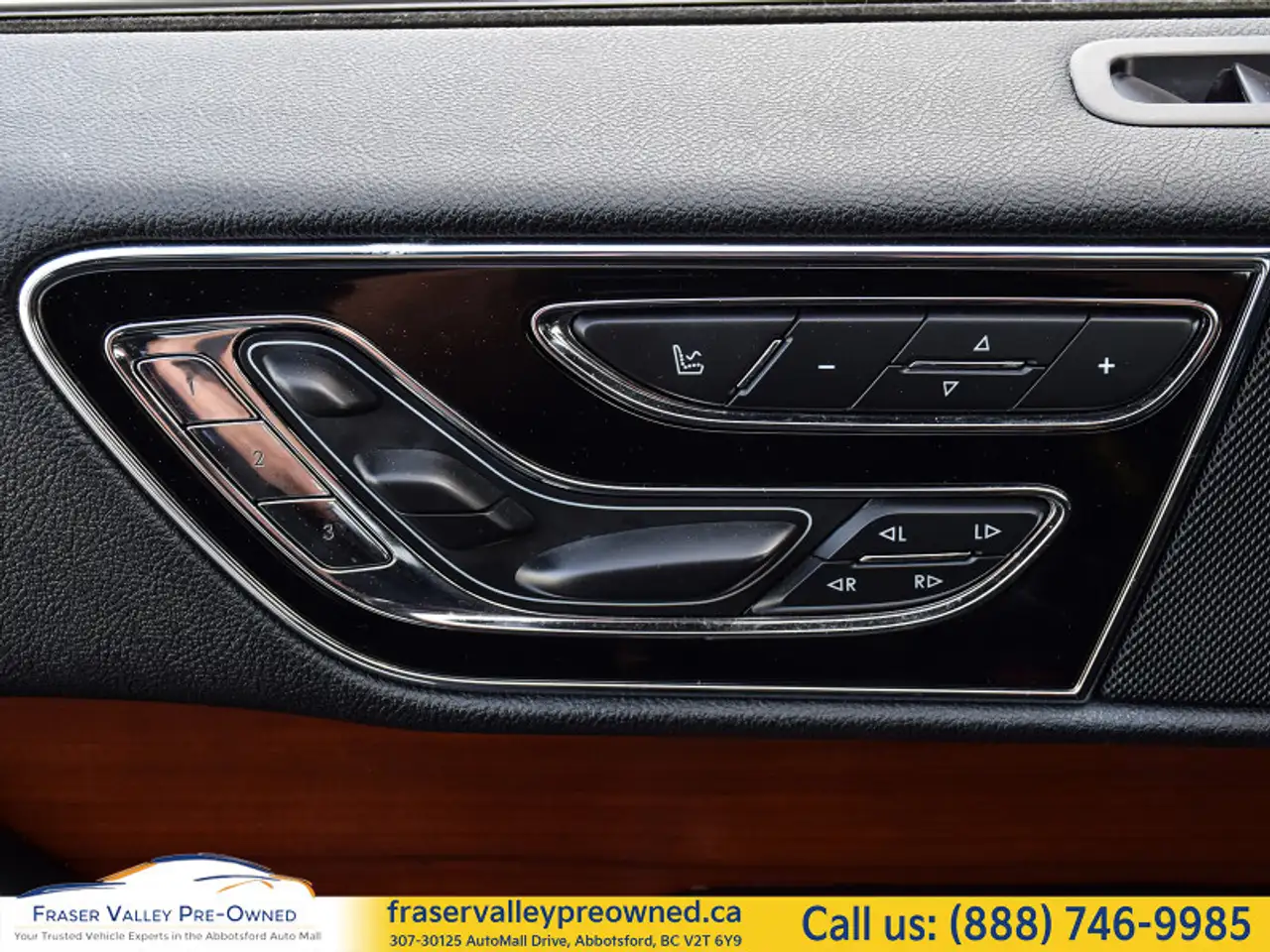 Lincoln Navigator снимка Lincoln Navigator