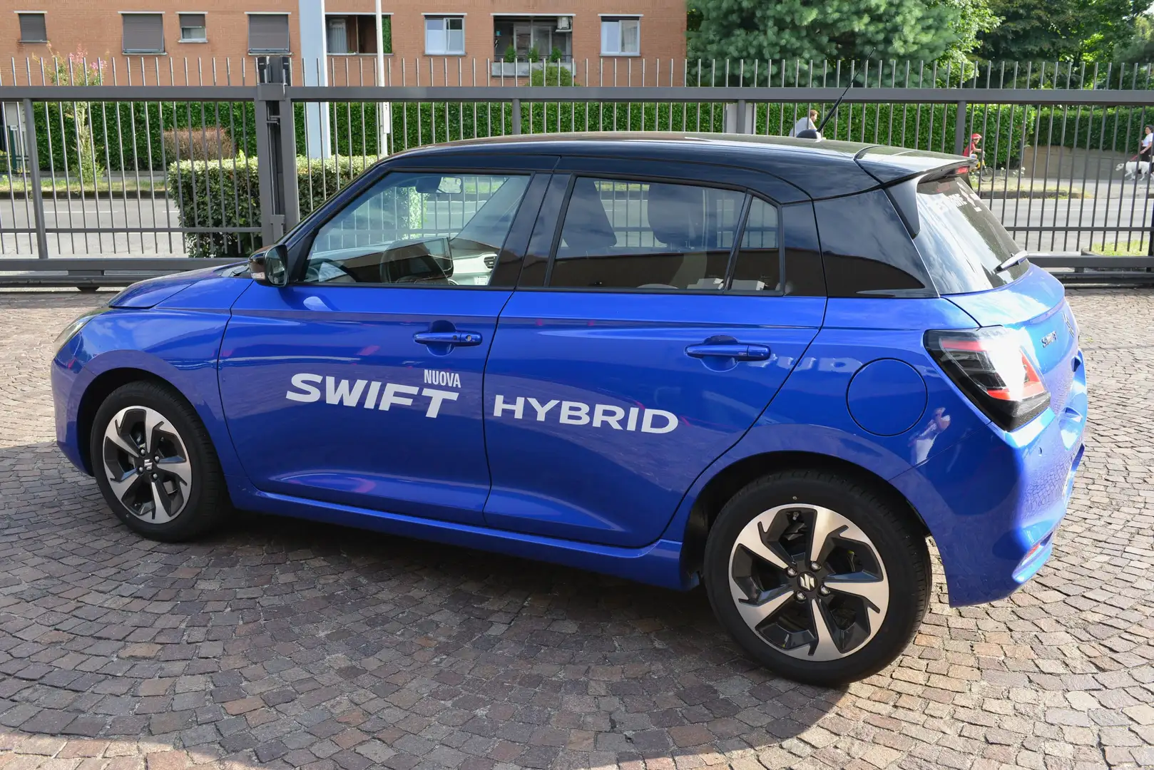 Suzuki Swift Swift 1.2h Top 2wd Blu/Azzurro - 2
