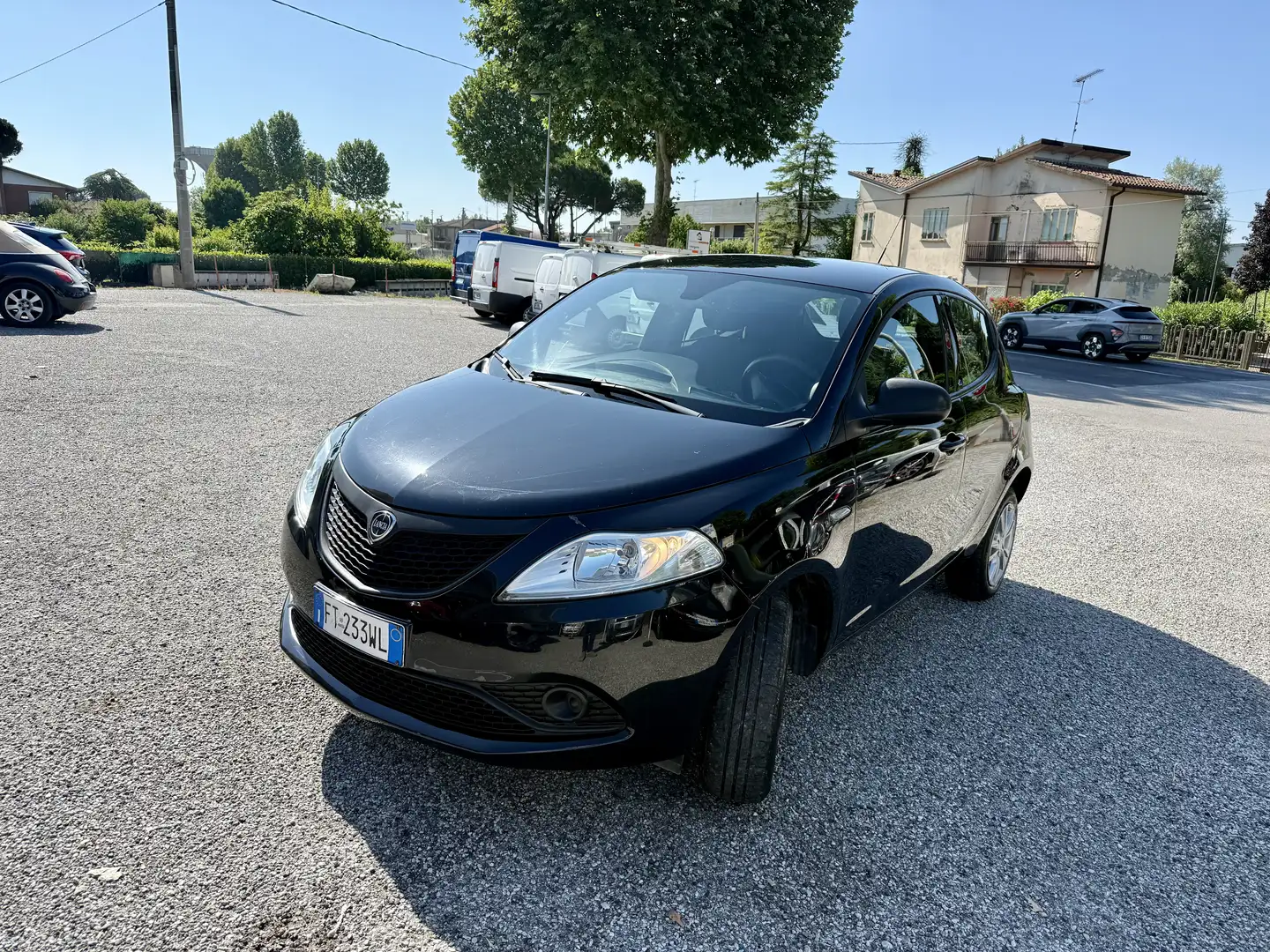 Lancia Ypsilon 0.9 t.air Platinum ecochic my19 Ok NEOPATENTATI Schwarz - 2