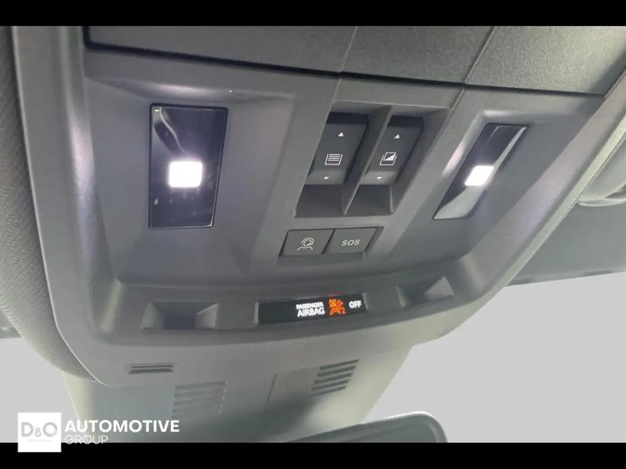 Peugeot 3008 Allure | Panodak | Nav | Visio 15
