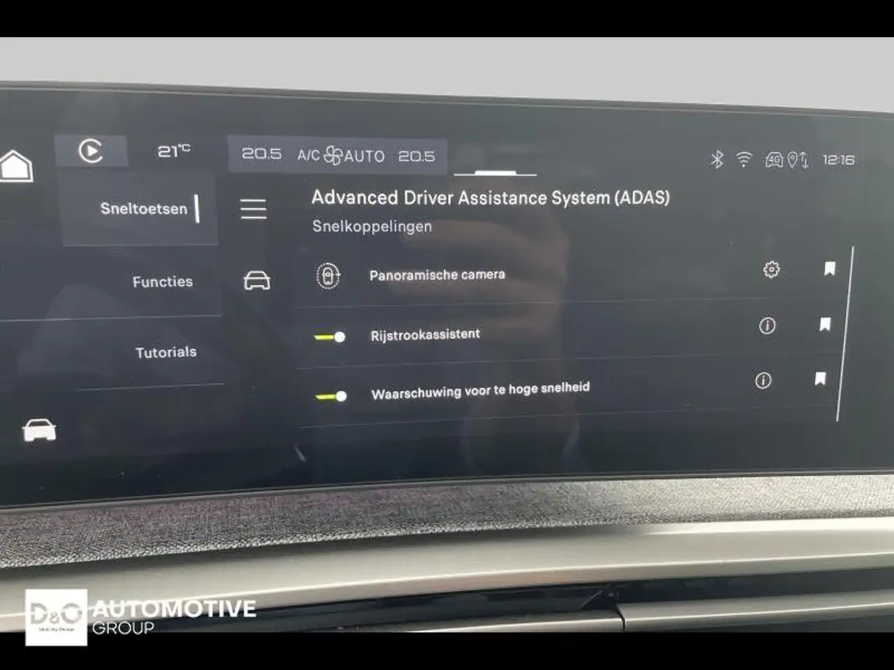 Peugeot 3008 Allure | Panodak | Nav | Visio 26