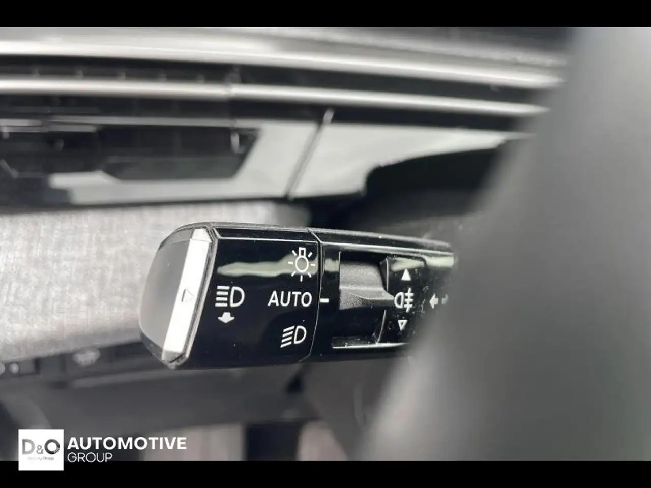 Peugeot 3008 Allure | Panodak | Nav | Visio 12