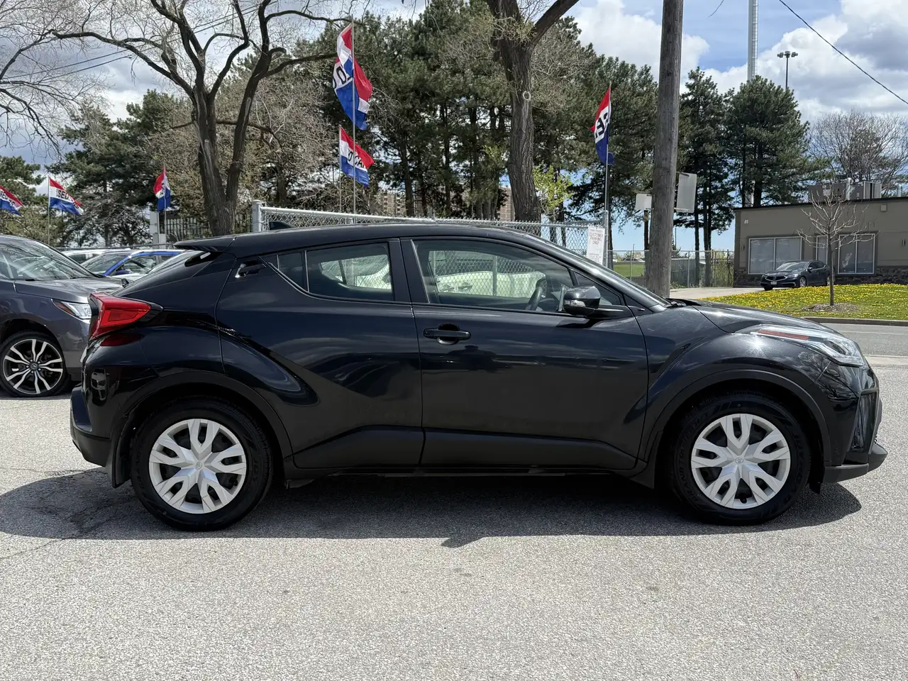 Toyota C-HR снимка Toyota C-HR