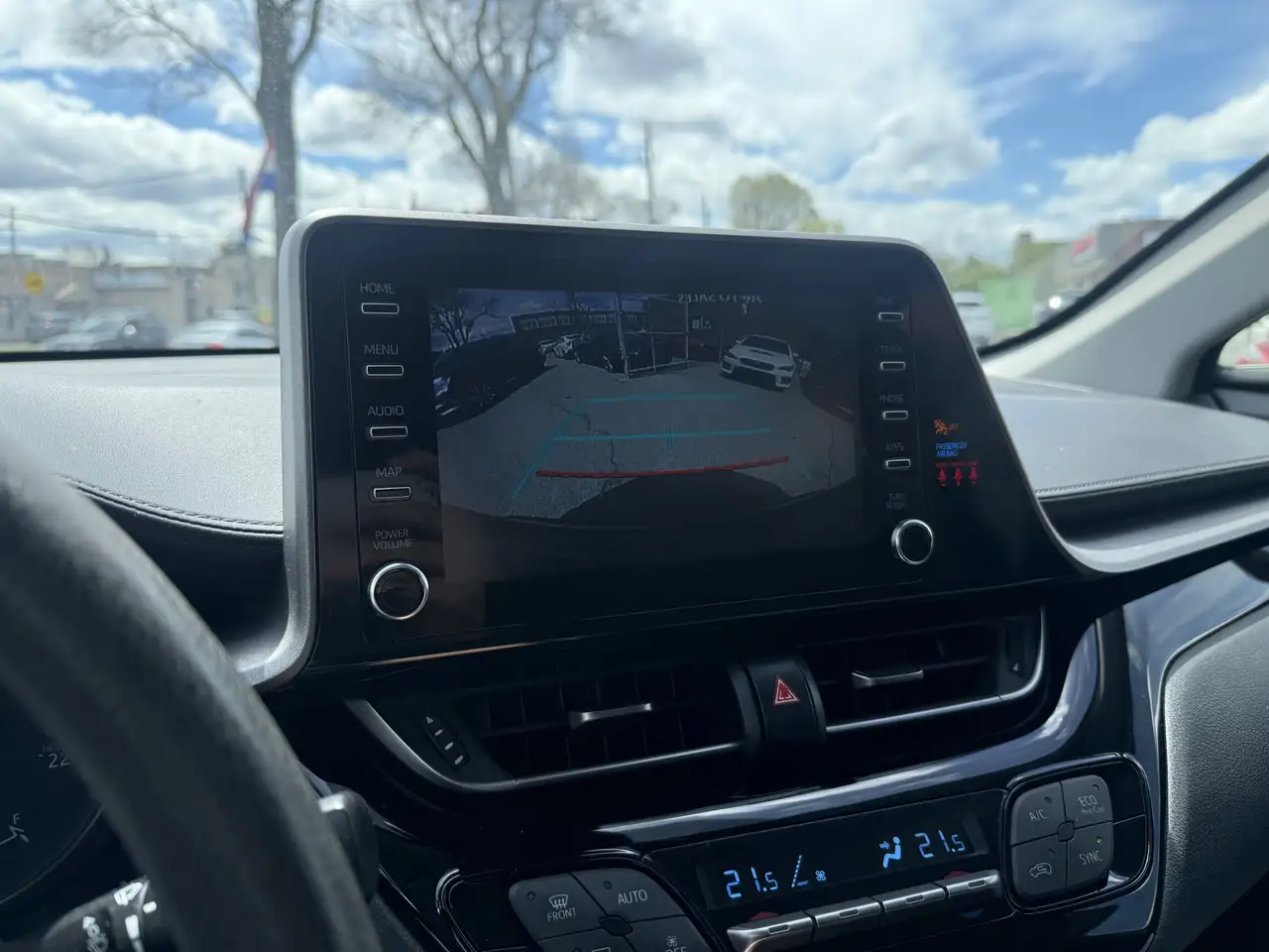 Toyota C-HR снимка Toyota C-HR
