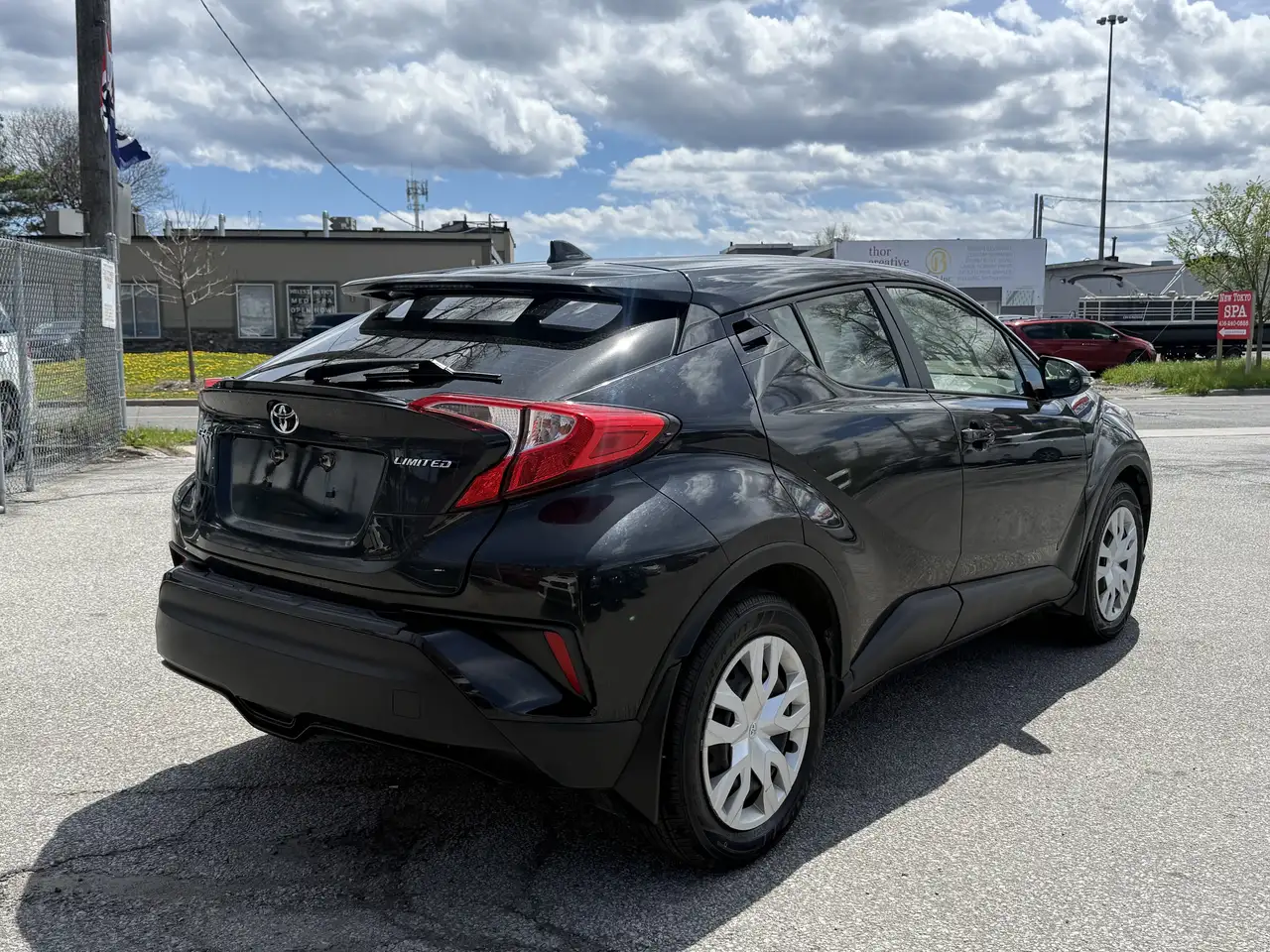 Toyota C-HR снимка Toyota C-HR
