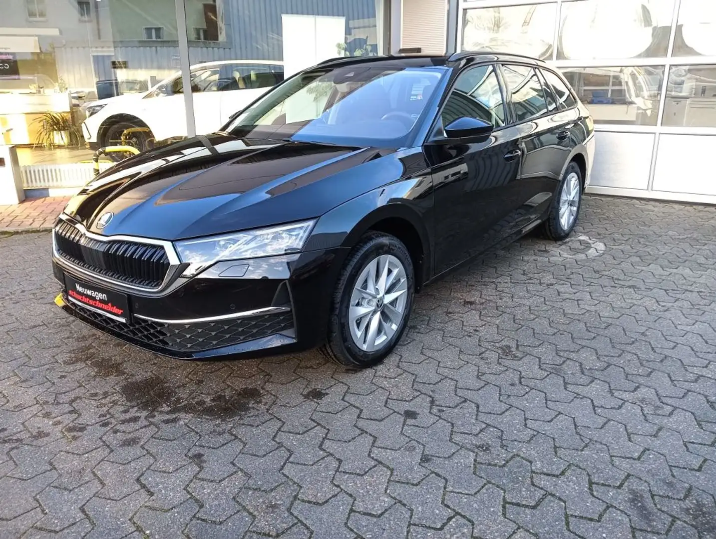 Skoda Octavia Combi 1.5 TSI mHEV DSG Selection+Navi+ACC Negro - 2