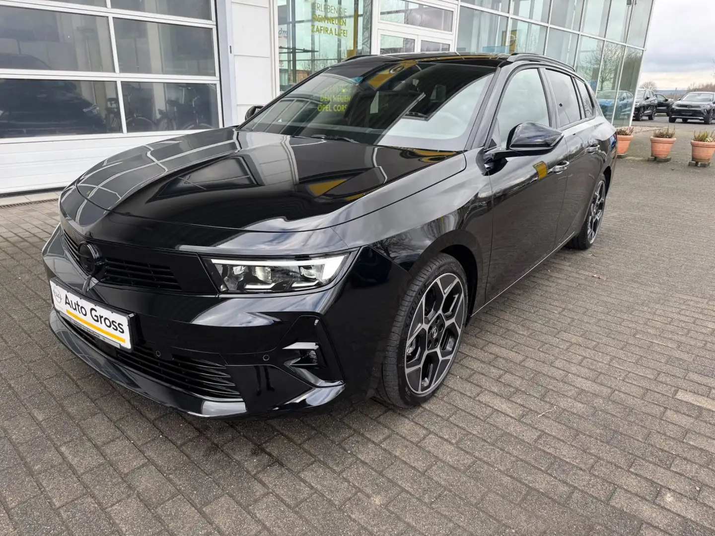 Opel Astra L Sports Tourer Ultimate Schwarz - 1