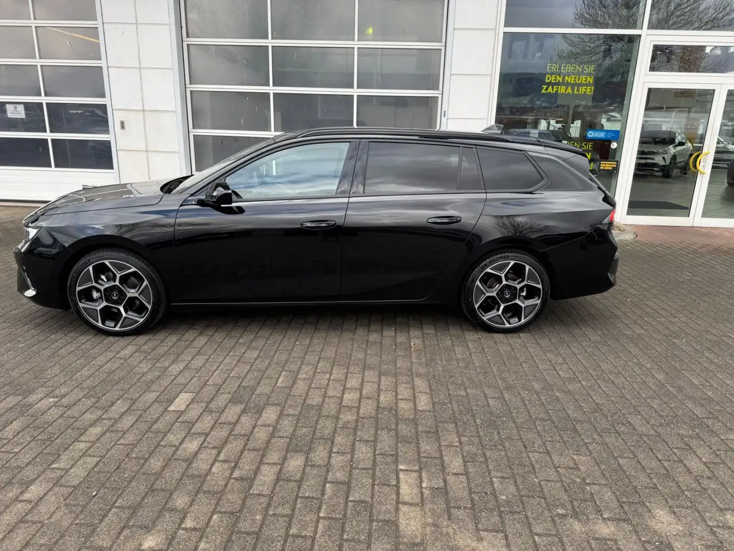 Opel Astra L Sports Tourer Ultimate Schwarz - 2