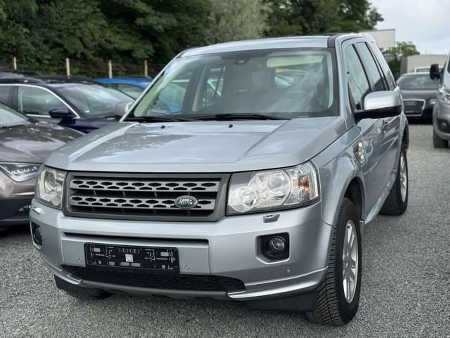 Land Rover Freelander 2 SE TD4*Automatik*TÜV 6/2027 Plateado - 1