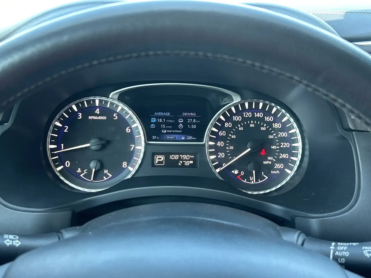 Infiniti QX60 снимка Infiniti QX60
